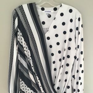 Nygard Blouse, size medium, black/white print